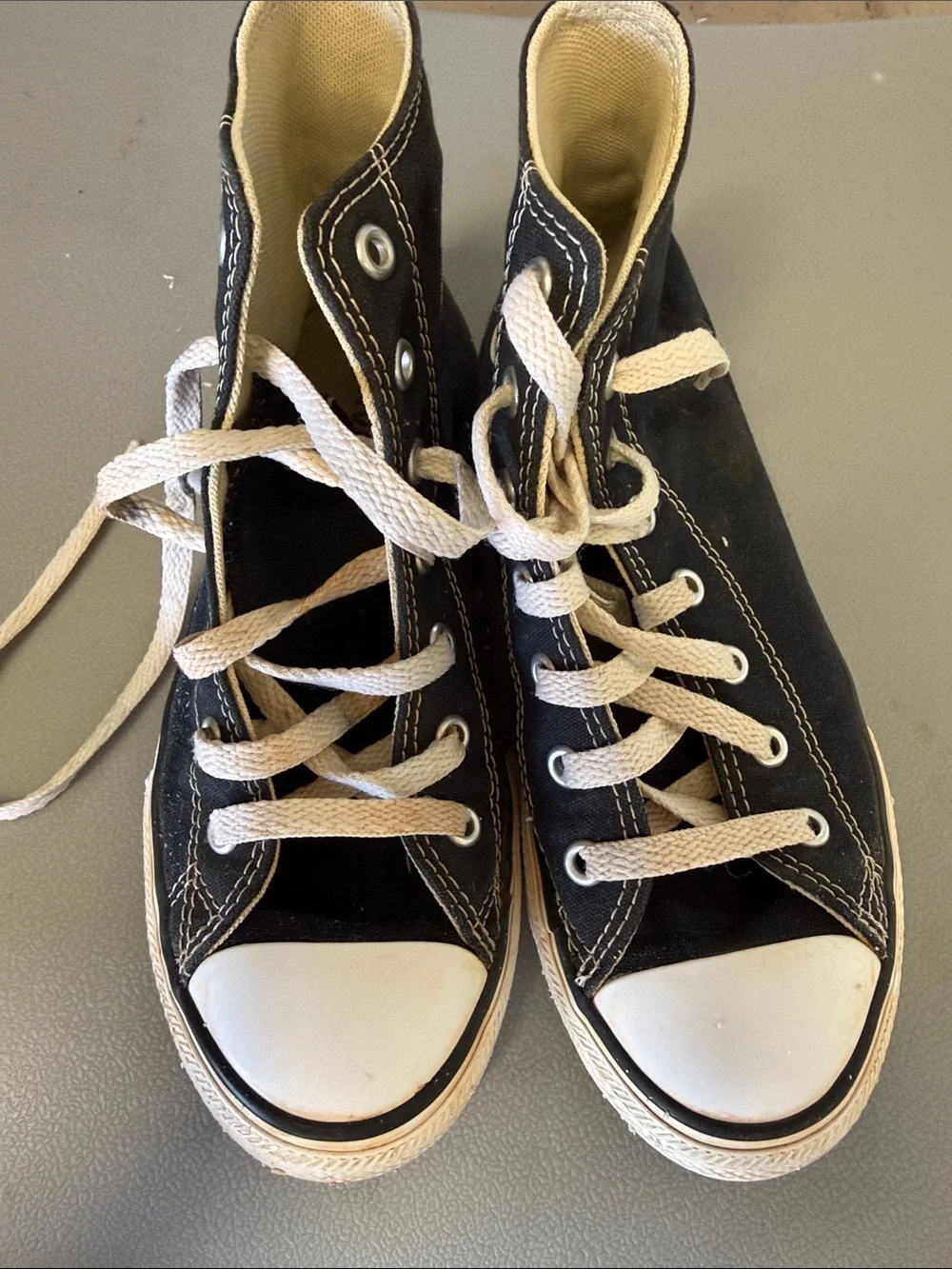 Kids converse size 3 girls
